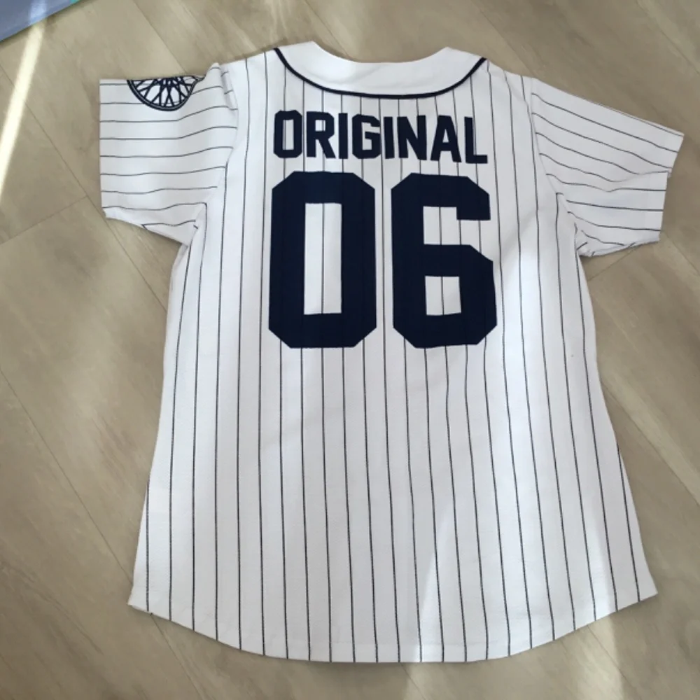 Soulcycle, size large, white with blue stripe, baseball jersey - Picture 4 of 4